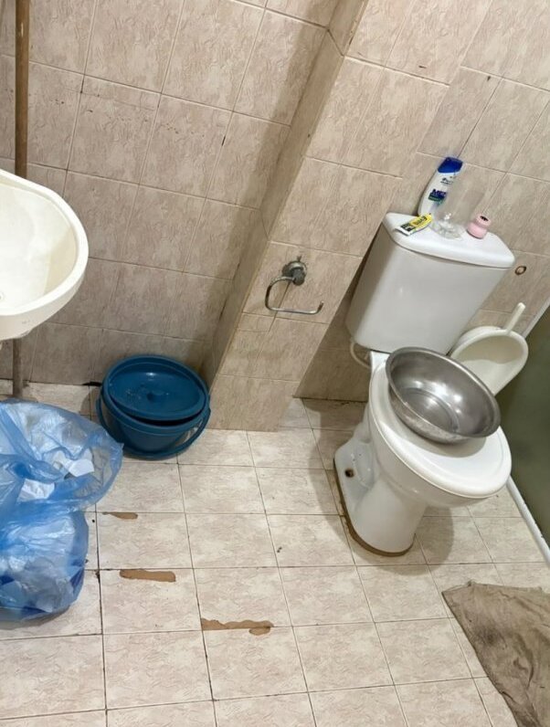 Polícia resgata idosos de abrigo ilegal em Salvador e prende responsável