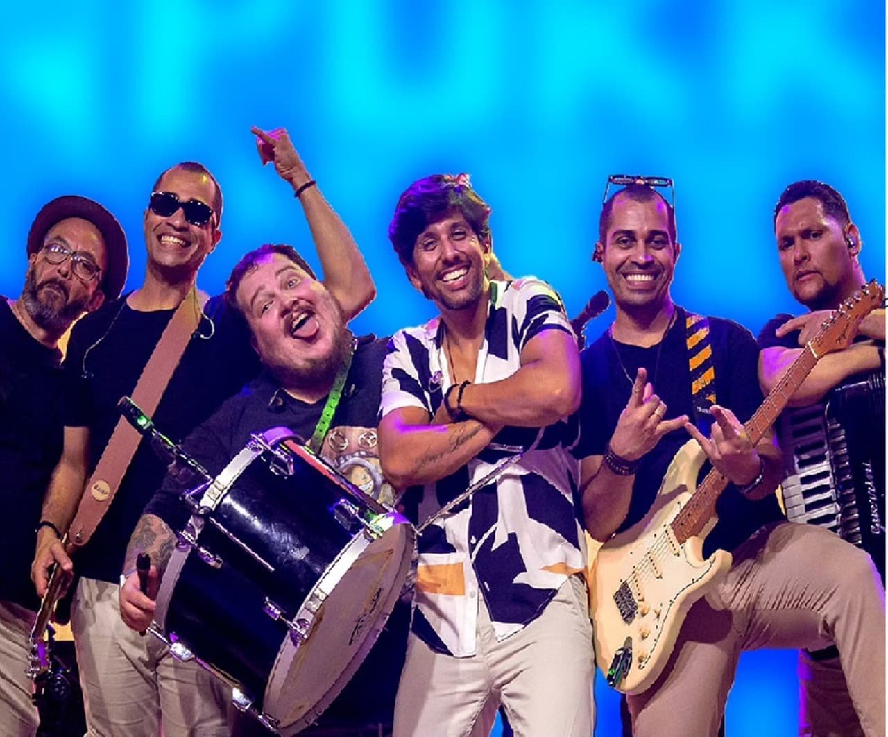 Ú Tal do Xote se apresenta no Forró do Yacht