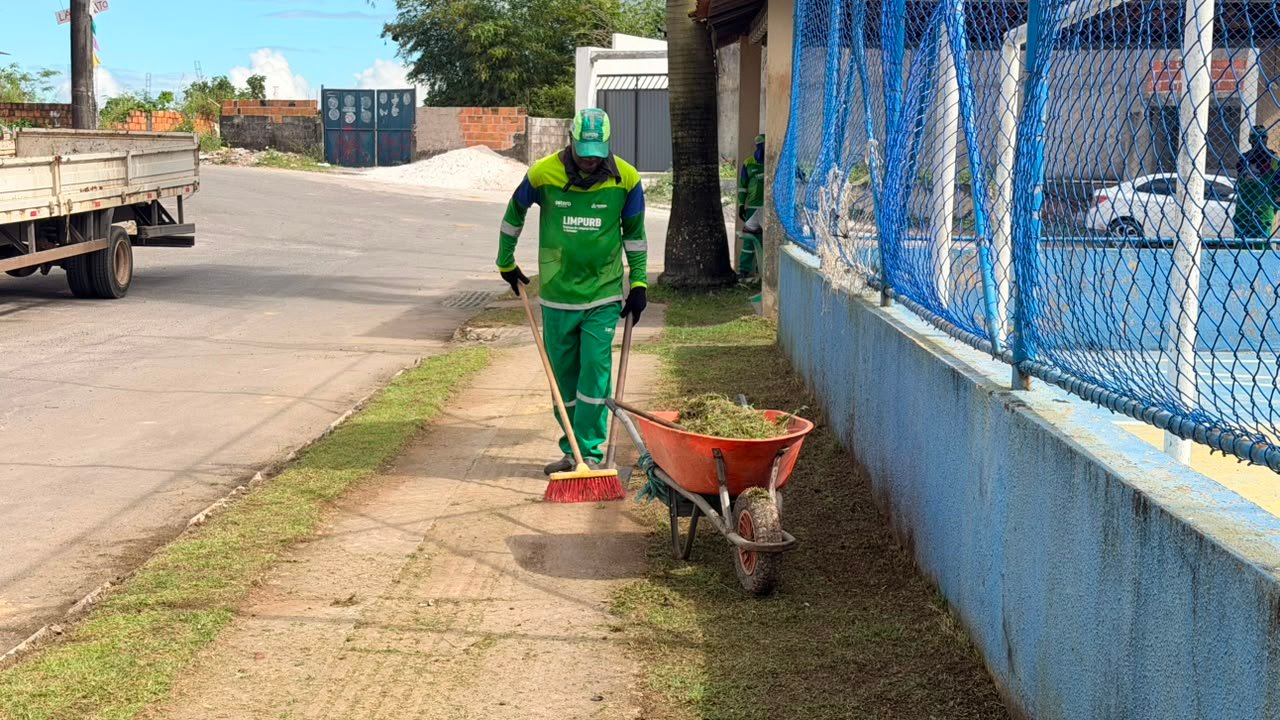 Limpurb reforça serviços de limpeza no Residencial Vivendas do Mar em Salvador