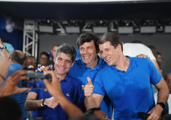ACM Neto cresce no interior, conquista ex-eleitores do PT e intensifica discurso de mudança na Bahia