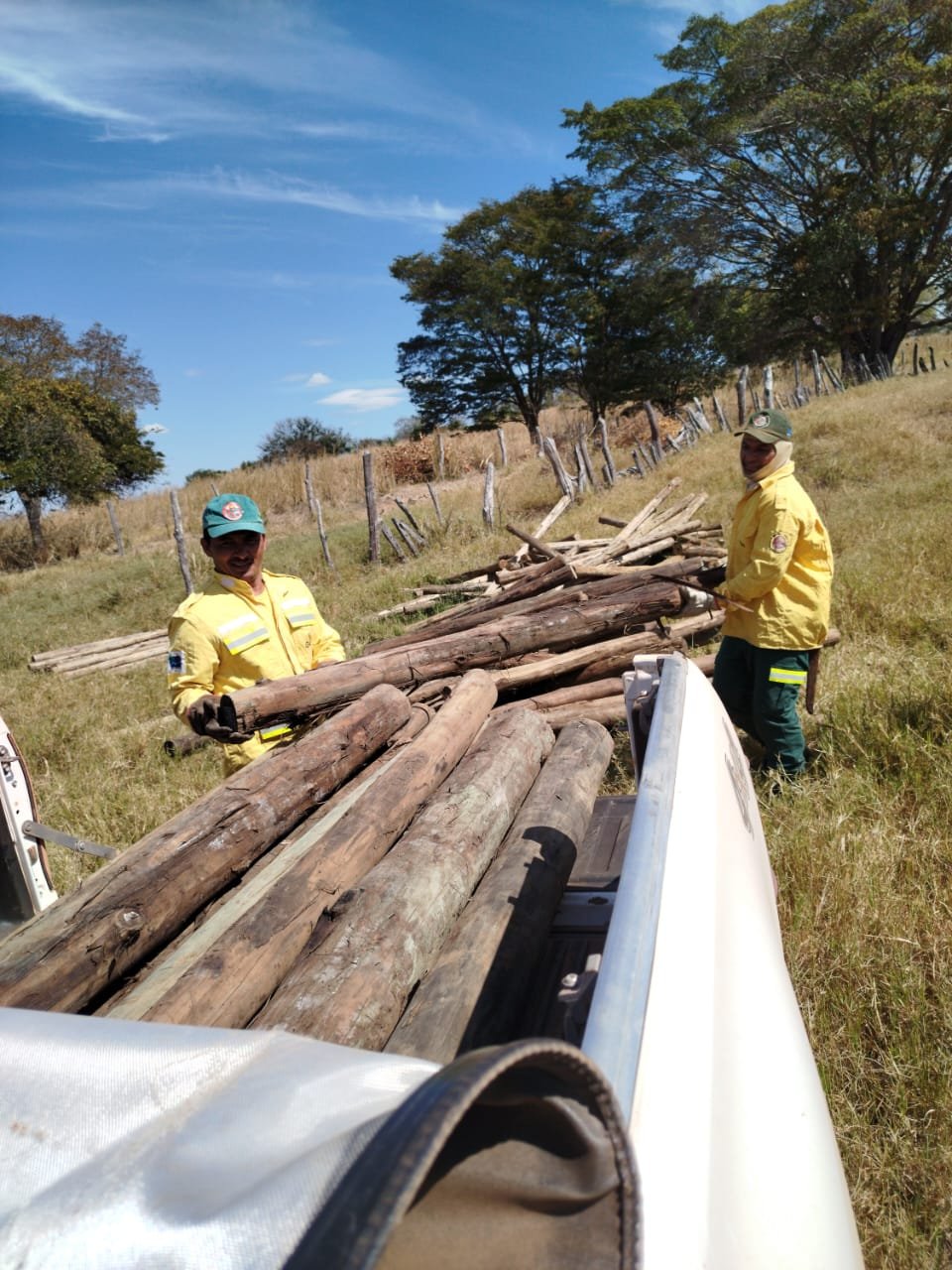 Projeto Nascentes do Oeste avança na preservação ambiental com cercamento de nascente em Cristópolis