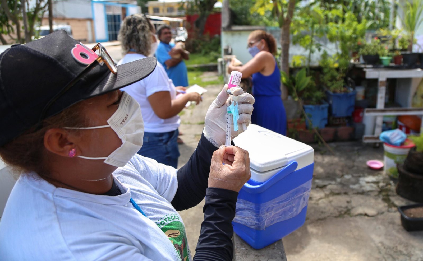 Campanha antirrábica terá vacinação volante em bairros de Salvador neste fim de semana
