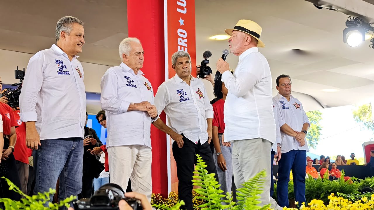 Lula destaca trajetória de Rui Costa e pede apoio à candidatura ao Senado durante convenção do PT na Bahia