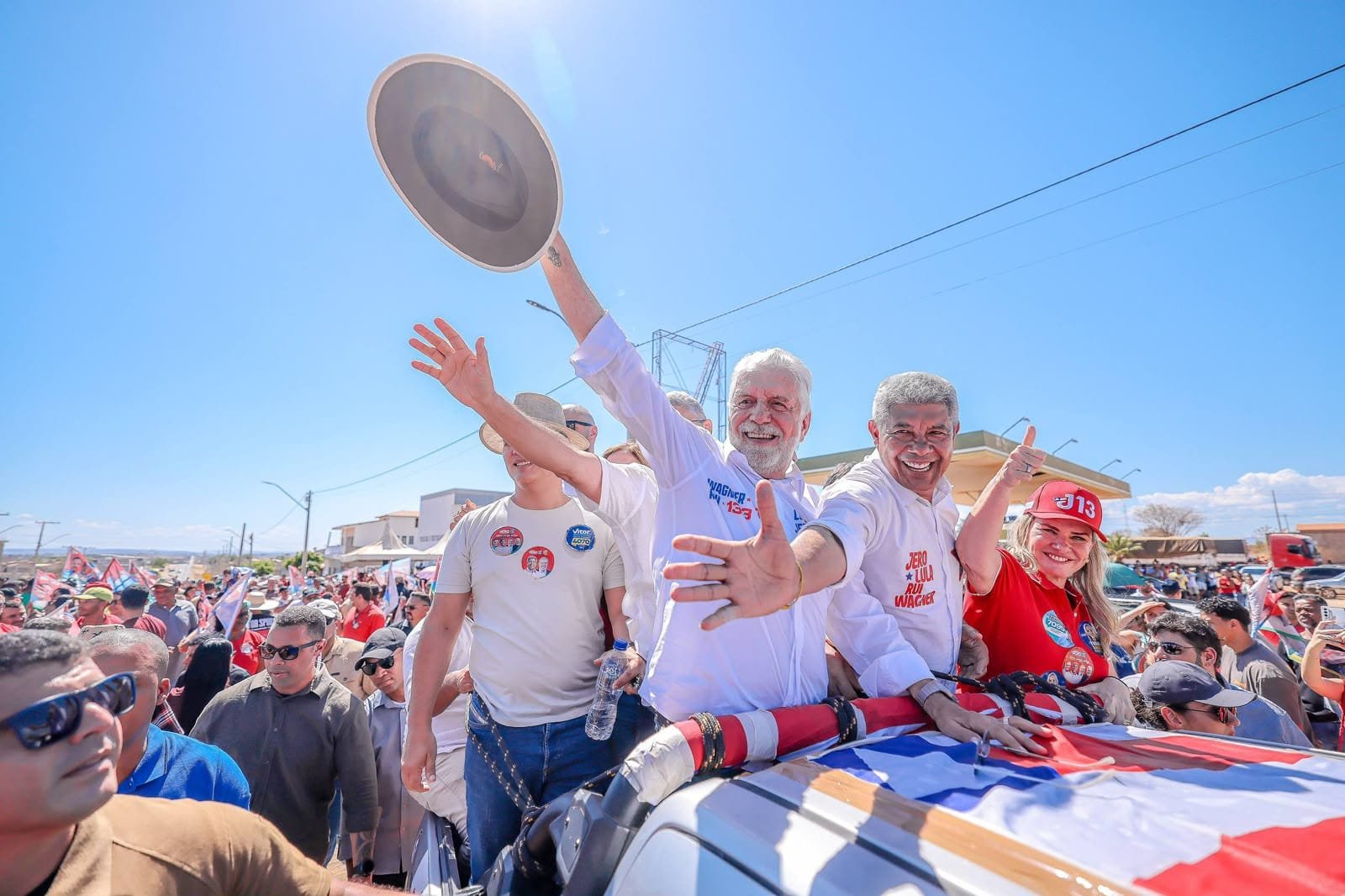 Na Bacia do Paramirim, Wagner destaca “nova Bahia” após transformação do estado sob gestão dos governos petistas