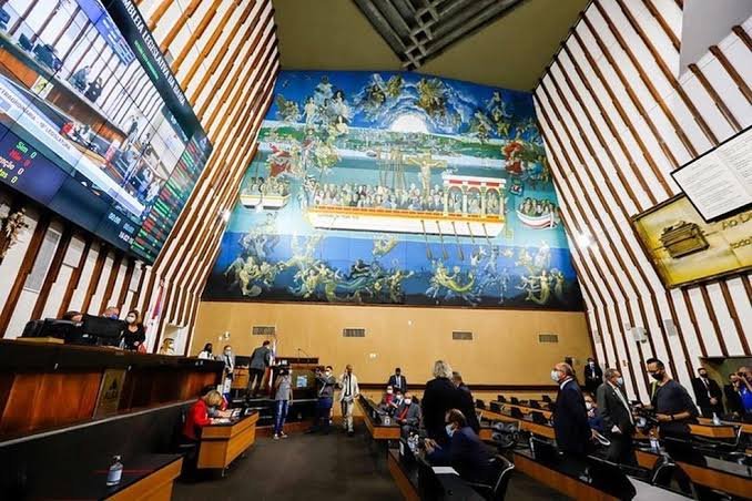 ALBA abre frente contra deputado após caso na UFBA e eleva tensão política na Bahia