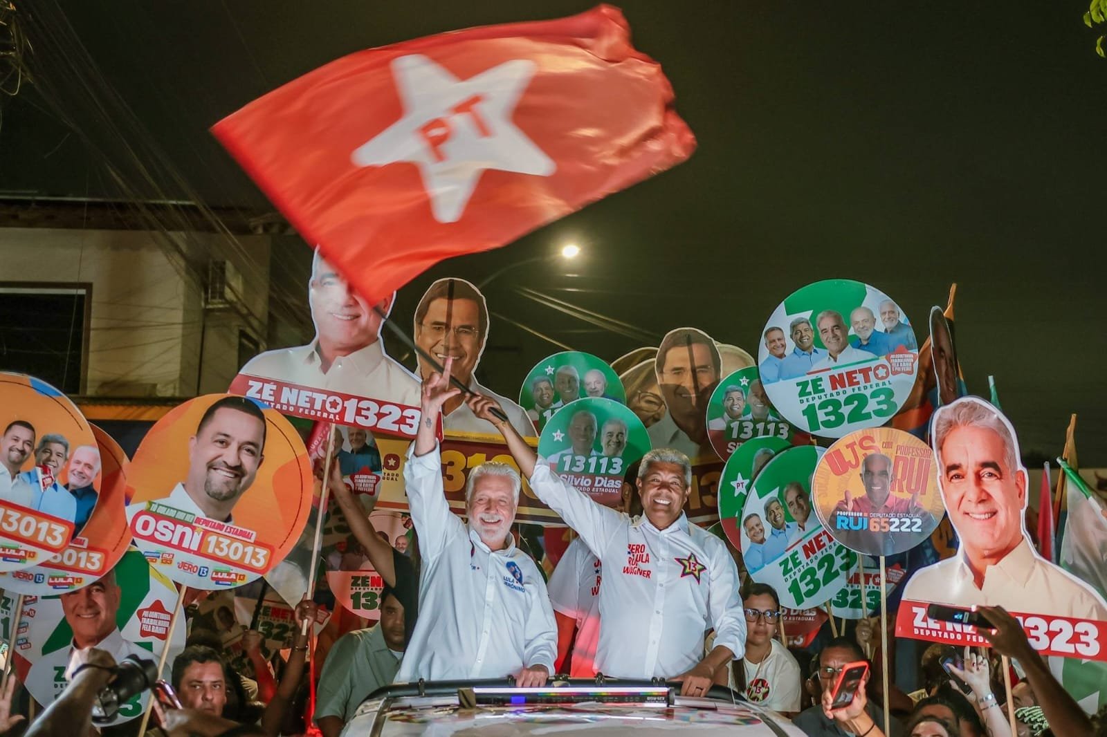 Jerônimo transforma caminhada em Feira de Santana em demonstração de força do interior