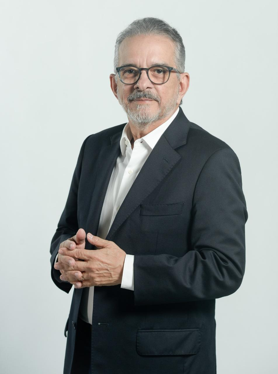 Eleições 2026: Antonio Lavareda analisa polarização, comportamento do eleitor e cenário político em jantar para empresários