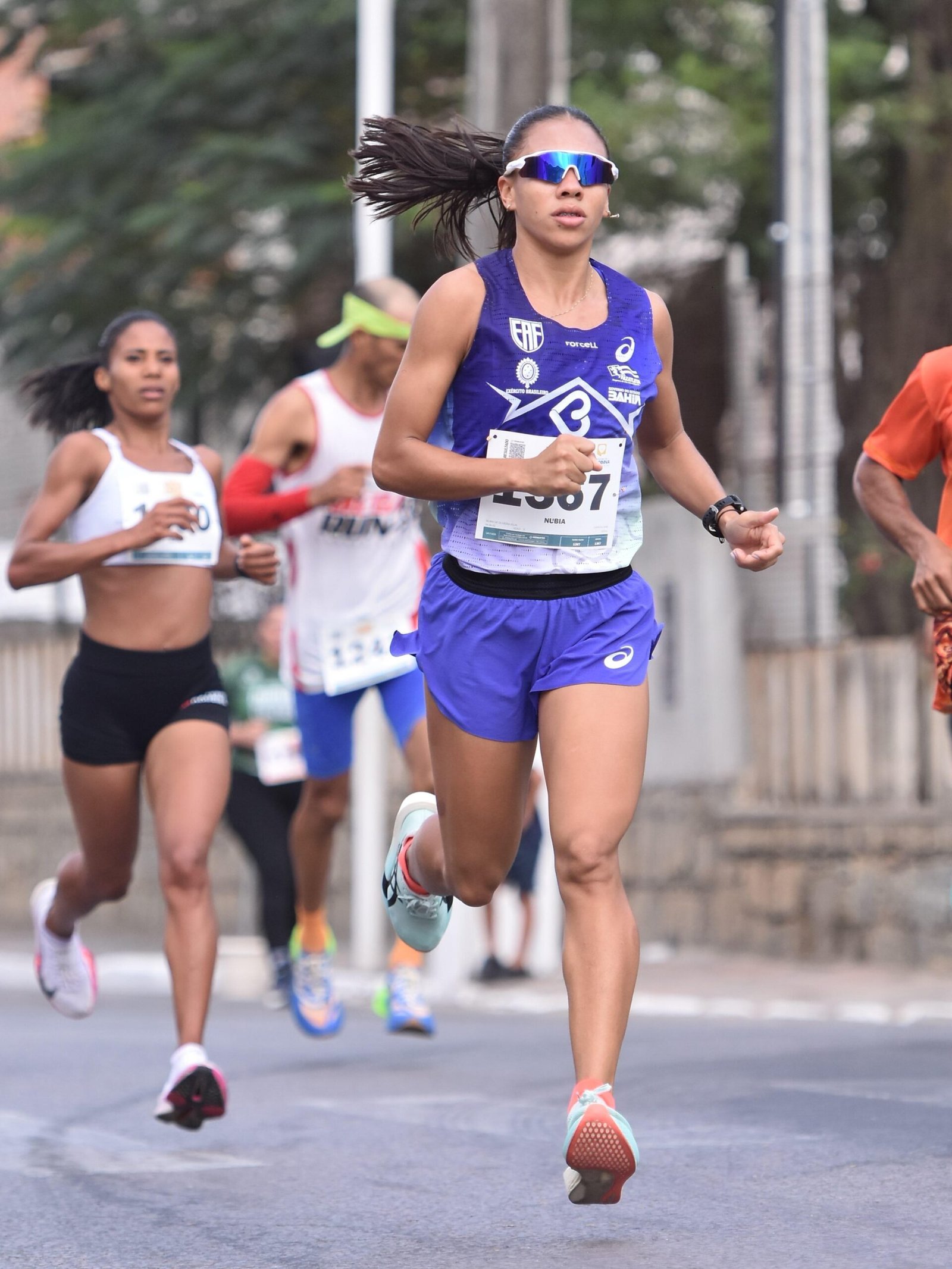 Núbia Oliveira quebra recorde brasileiro na meia maratona e mira os Jogos Olímpicos de 2028 com apoio da Petrobahia