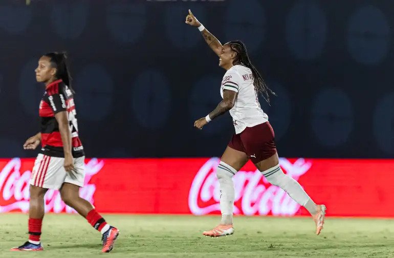 Fluminense vence Flamengo e abre vantagem na Copa do Brasil Feminina