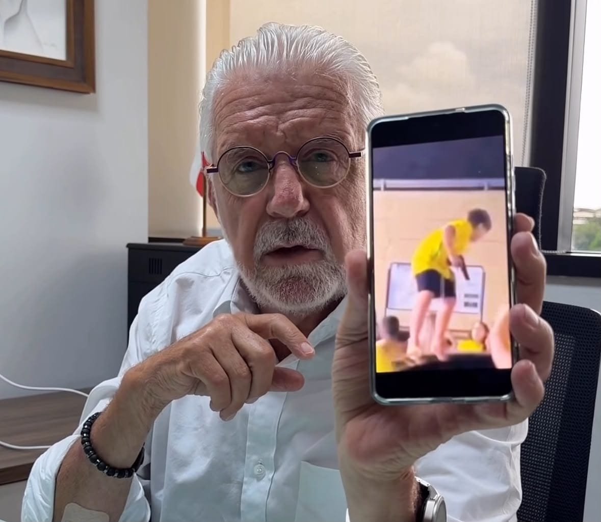 Dia das Crianças: Wagner resgata vídeo de menino com arma nas eleições e diz que Flávio despreza futuro da nova geraçãoSenador resgata episódio que repercutiu nacionalmente e defende educação, paz e respeito como caminhos para o futuro do país
