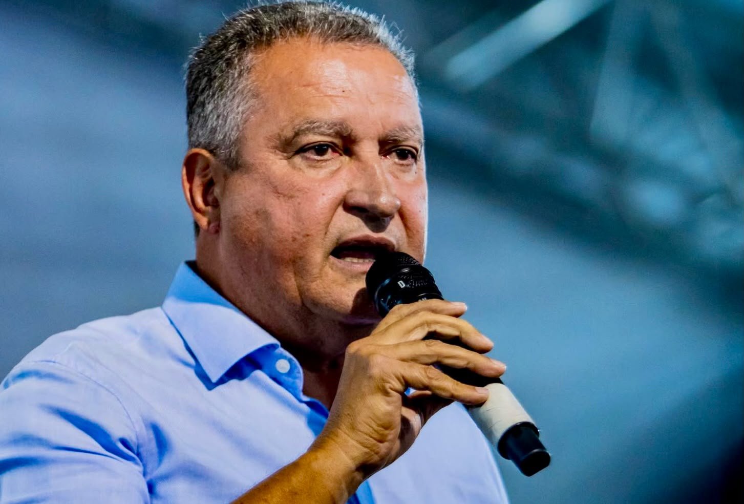 Rui Costa pede voto consciente e destaca avanços com Lula: “Votem pensando na Bahia”