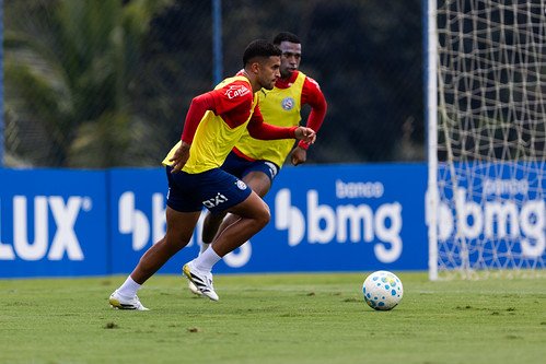 Bahia Intensifica Preparação no CT Evaristo de Macedo para Decisão Contra o Flamengo na Fonte Nova