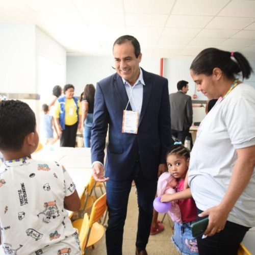 Prefeitura lança projeto para facilitar concessão do BPC a crianças neurodivergente em parceria com o INSS