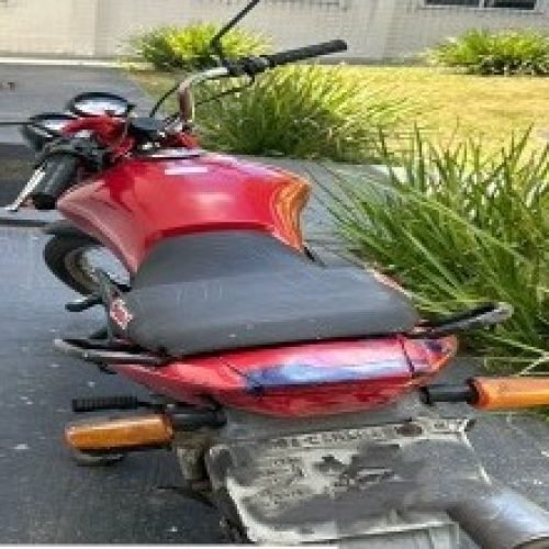 PM recupera veículo com restrição de roubo na Via Parafuso