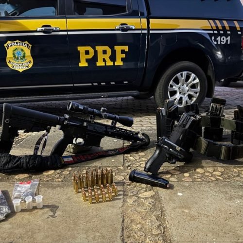 PRF apreende fuzil e pistola durante fiscalização na BR-116, em Vitória da Conquista (BA)