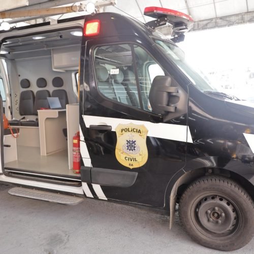 Polícia Civil realiza ação de combate ao feminicídio na Estação da Lapa