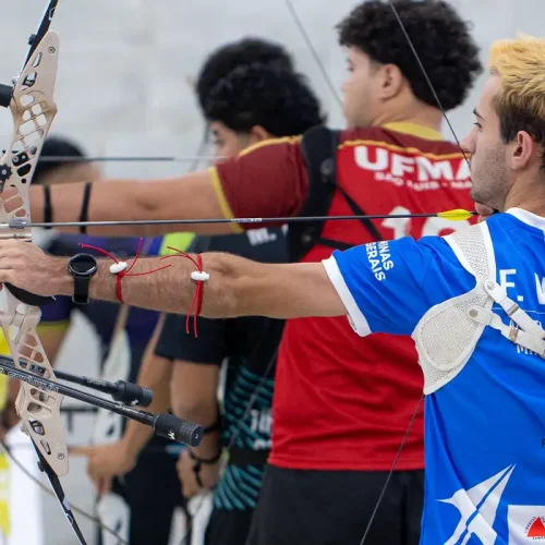 Fábio Klier é ouro no tiro com arco na estreia da modalidade no JUBs