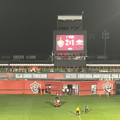 Vitória vence a terceira consecutiva no Barradão, vence o Piauí e lider na Copa do Nordeste