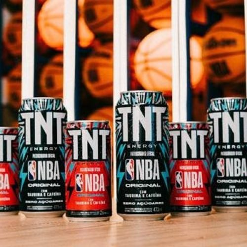TNT Energy Drink acelera a expansão no universo do basquete com embalagens exclusivas temáticas da NBA no Brasil
