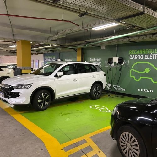 Centro de compras reúne serviços tecnológicos para facilitar dia a dia