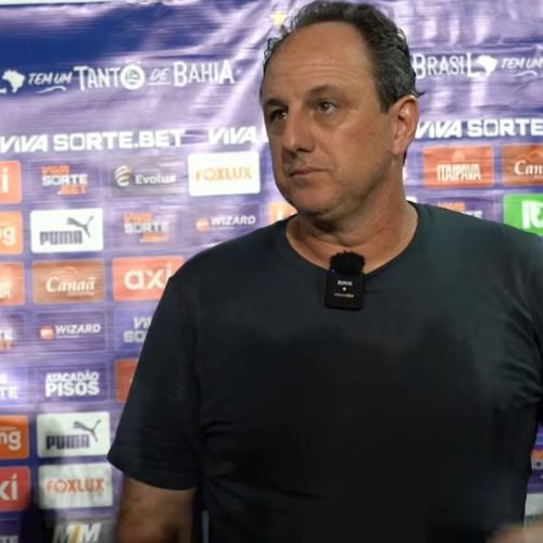 Rogerio enaltecer a postura defensiva