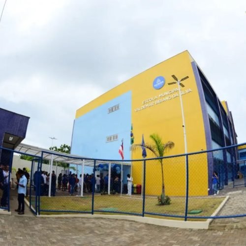 Inauguração vira polêmica: escola entregue por Bruno Reis deixa alunos sem aula regularmente