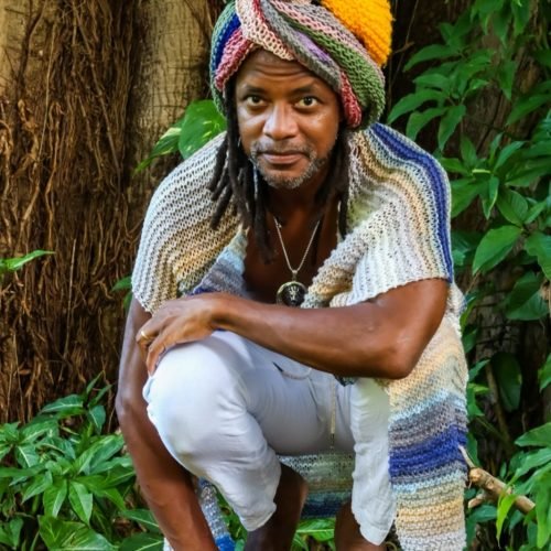 Sambadelic ocupa a Casa de Castro Alves com samba, design e vinil