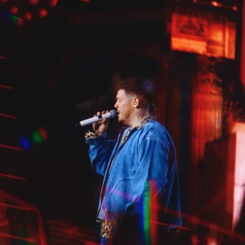 Ferrugem celebra 10 anos de carreira com show em Salvador