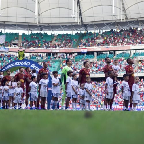Bahia quer embalar na Fonte Nova enquanto Santos tenta reagir sob pressão
