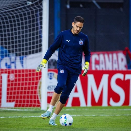 Bahia confirma vínculo do goleiro até 2029