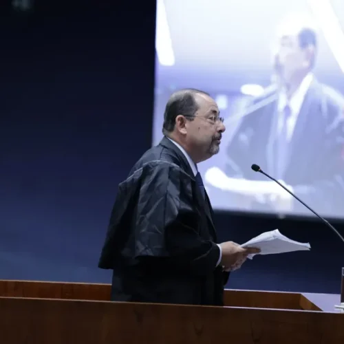 Defesa ex presidente de Bolsonaro ver falta de acesso às provas no julgamento do suposto golpe