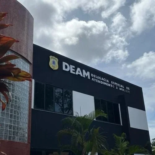 Jovem é estuprada durante corrida pelo APP em Salvador