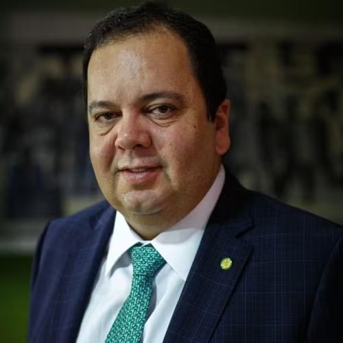 PF aponta suposta participação de fraude em licitação do deputado federal