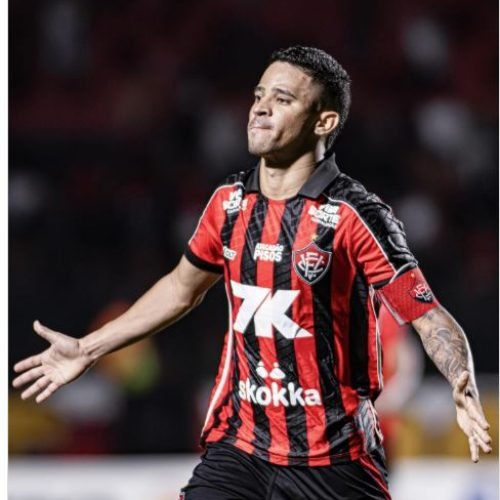 Show no Barradão: Vitória domina e goleia a Juazeirense com autoridade