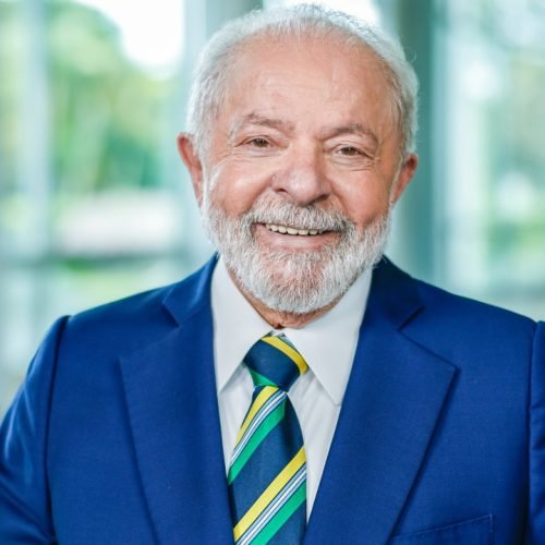Presidente Lula em entrevista ao New York Times afirma que soberania e democracia são inegociáveis