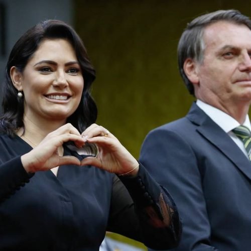 prisão domiciliar de Bolsonaro reacende disputa interna e pode tirar Flávio do jogo presidencial