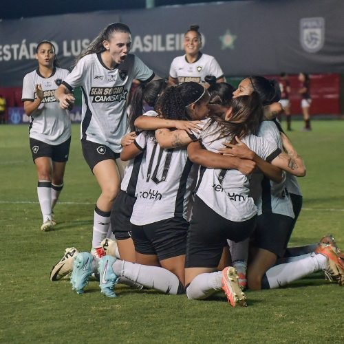 Botafogo vence Flamengo e é campeão do Brasileiro Feminino Sub-20