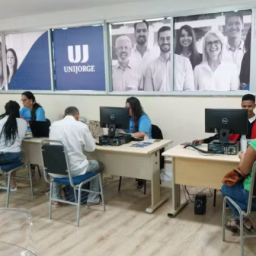 Mutirão gratuito para regularização de MEI realizado por Universidade em Salvador