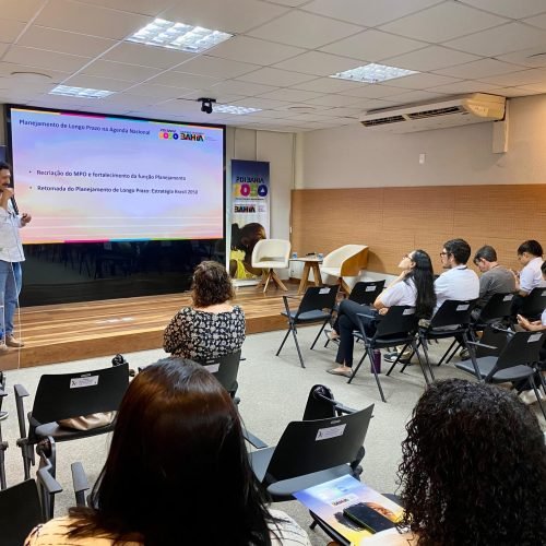 Bahia discute futuro do desenvolvimento no Seminário Macroterritorial do PDI Bahia 2050 em Senhor do Bonfim