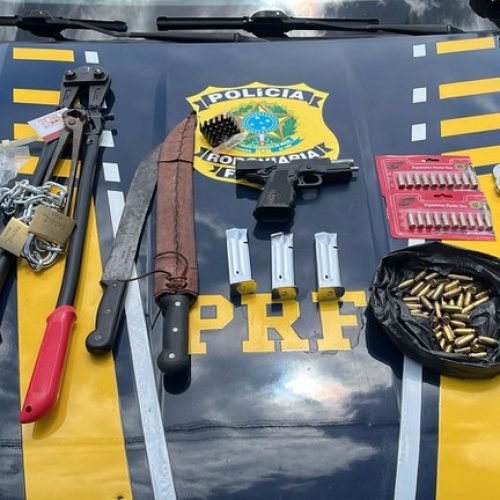 Homem é detido pela PRF por Receptação, Adulteração e Porte Ilegal de Arma em Conceição da Feira (BA)