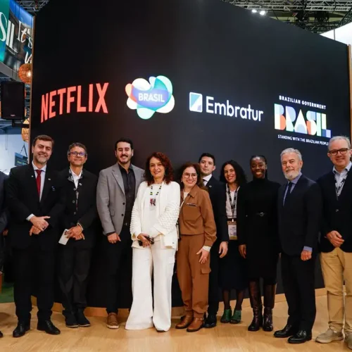 Embratur e Netflix lançam guia turístico do Brasil na WTM Londres