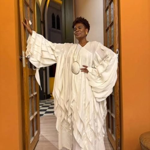 Salvador Capital Afro ocupa Viver Salvador da Rua Chile com desfile da estilista Mônica Anjos