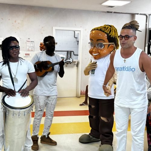 Buja da Timbalada proporciona tarde de música para pacientes do HGRS