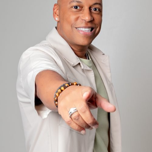 Délcio Luiz comanda roda de samba inédita em Salvador