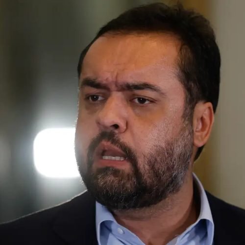 Castro: operação foi “sucesso” e policiais mortos foram únicas vítimas