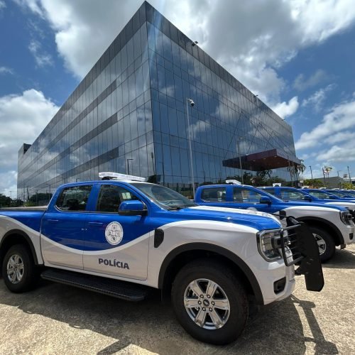 Novas viaturas e equipamentos são entregues pelo os Governos Estadual e Federal