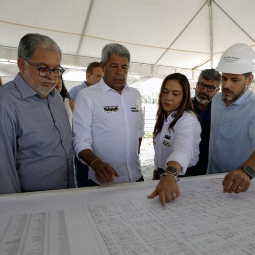 Governador Jerônimo assina ordem de serviço para construção da Maternidade Regional do Vale do Jiquiriçá