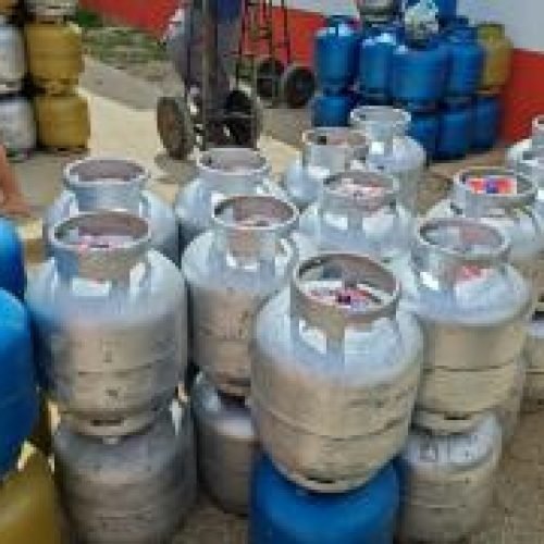 Operação Gas legal apreende 204 botijões de gás comercializados ilegalmente em Vitória da Conquista