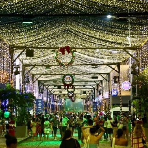 Sacadas Musicais inicia a programação do Natal Luz nos asarões no Centro Histórico