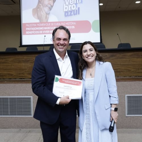 Novembro Azul: Palestra debate importância da prevenção e do cuidado com a saúde do homem